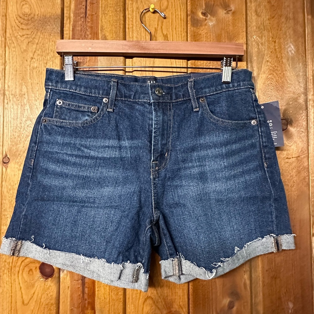 Gap Mid-Rise Shorts